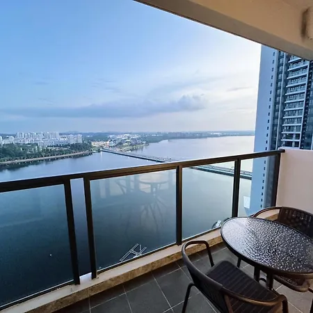 R&F Princess Cove Superior Homestay Nearby Ciq By Han Lin Sojourn Johor Bahru Exterior photo