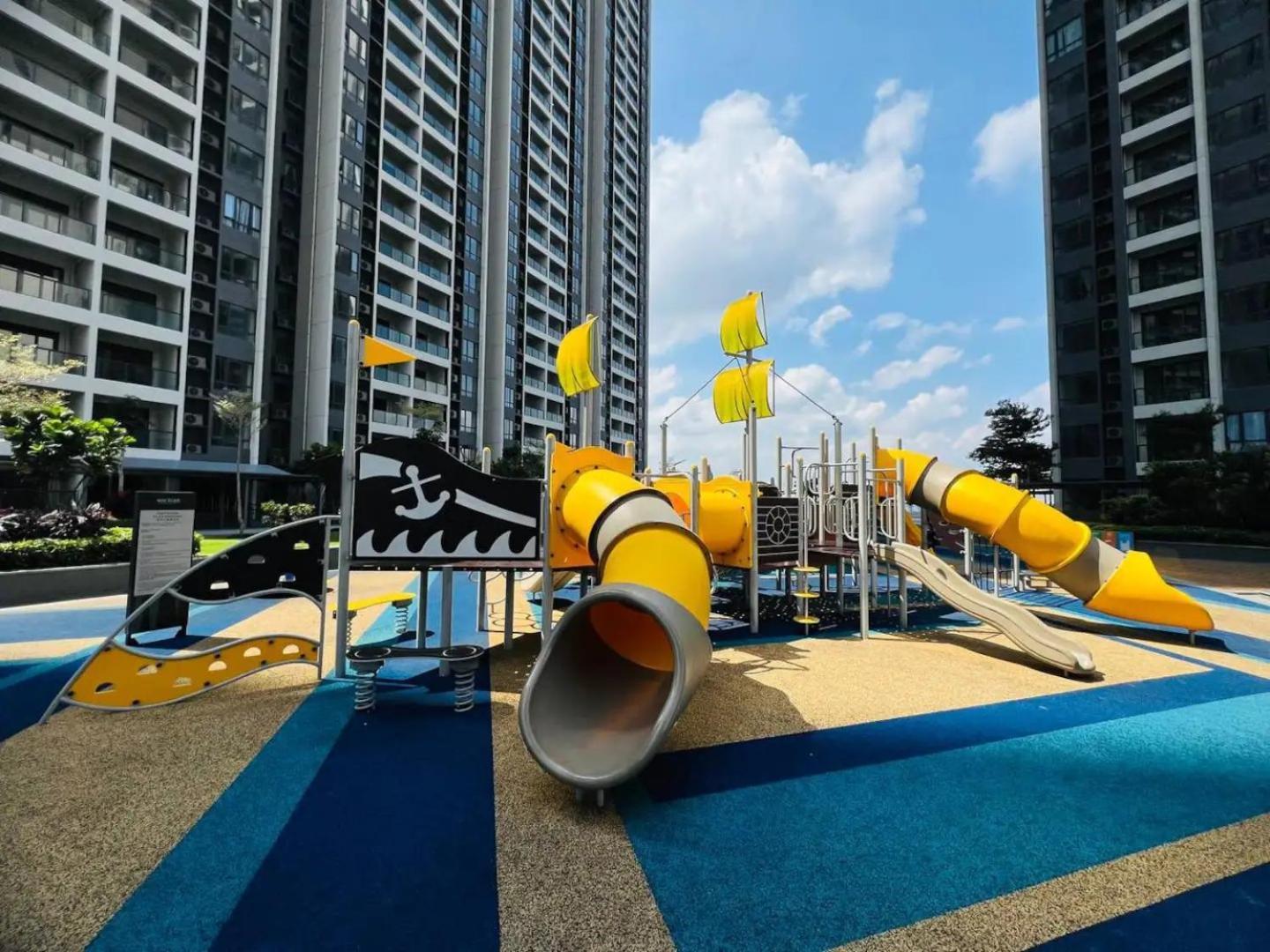 R&f Princess Cove Superior Nearby Ciq By Lin Sojourn Johor Bahru