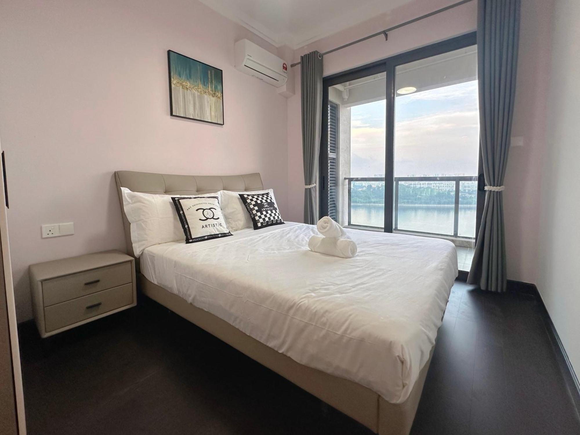 R&f Princess Cove Superior Nearby Ciq By Lin Sojourn Apartment Johor Bahru