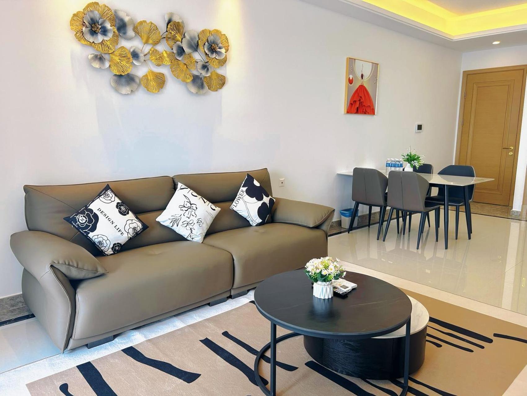 R&f Princess Cove Superior Nearby Ciq By Lin Sojourn Apartment