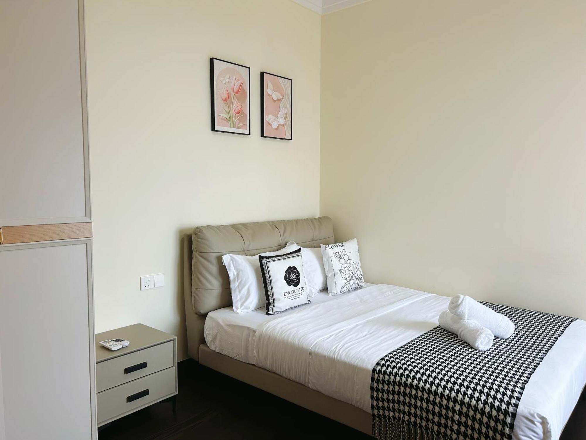 R&f Princess Cove Superior Nearby Ciq By Lin Sojourn Johor Bahru